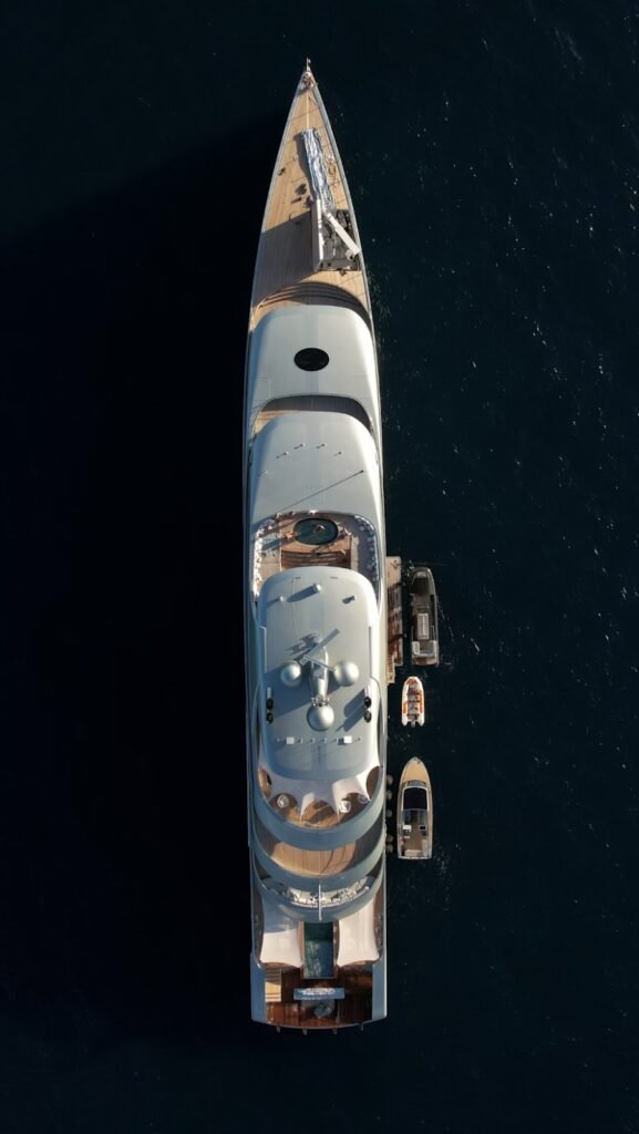 Key Features of a Superyacht Charter